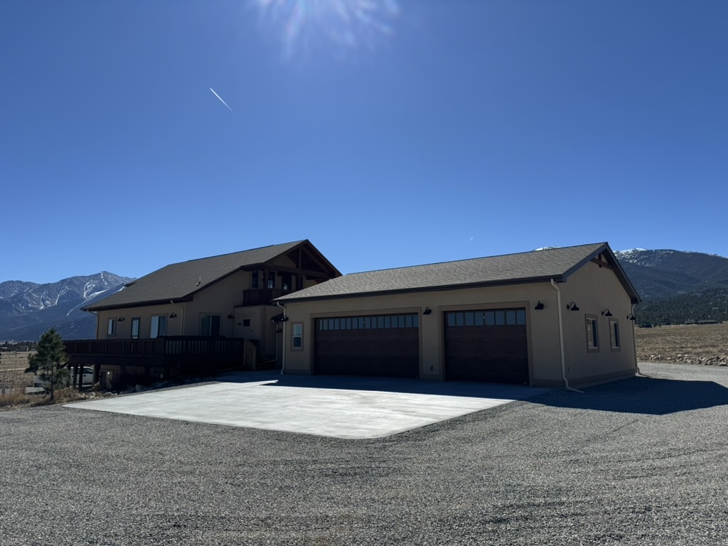 Home Construction Renovation and Garage Addition Buena Vista Colorado S and T Construction - Exterior photo of new garage