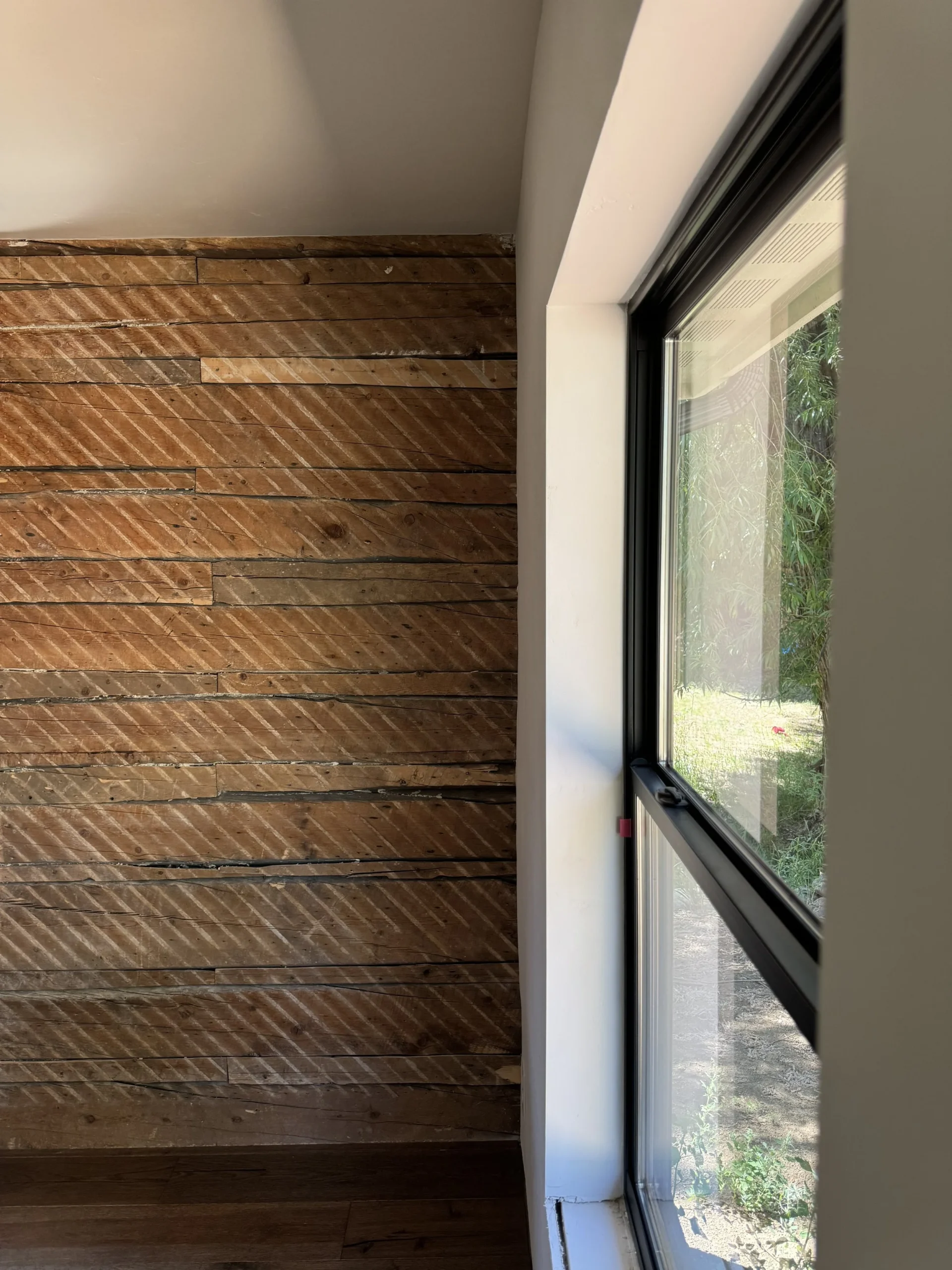 Dream kitchen range hood backsplash Mountain View Custom Home Builders S&T Construction Company Buena Vista Colorado