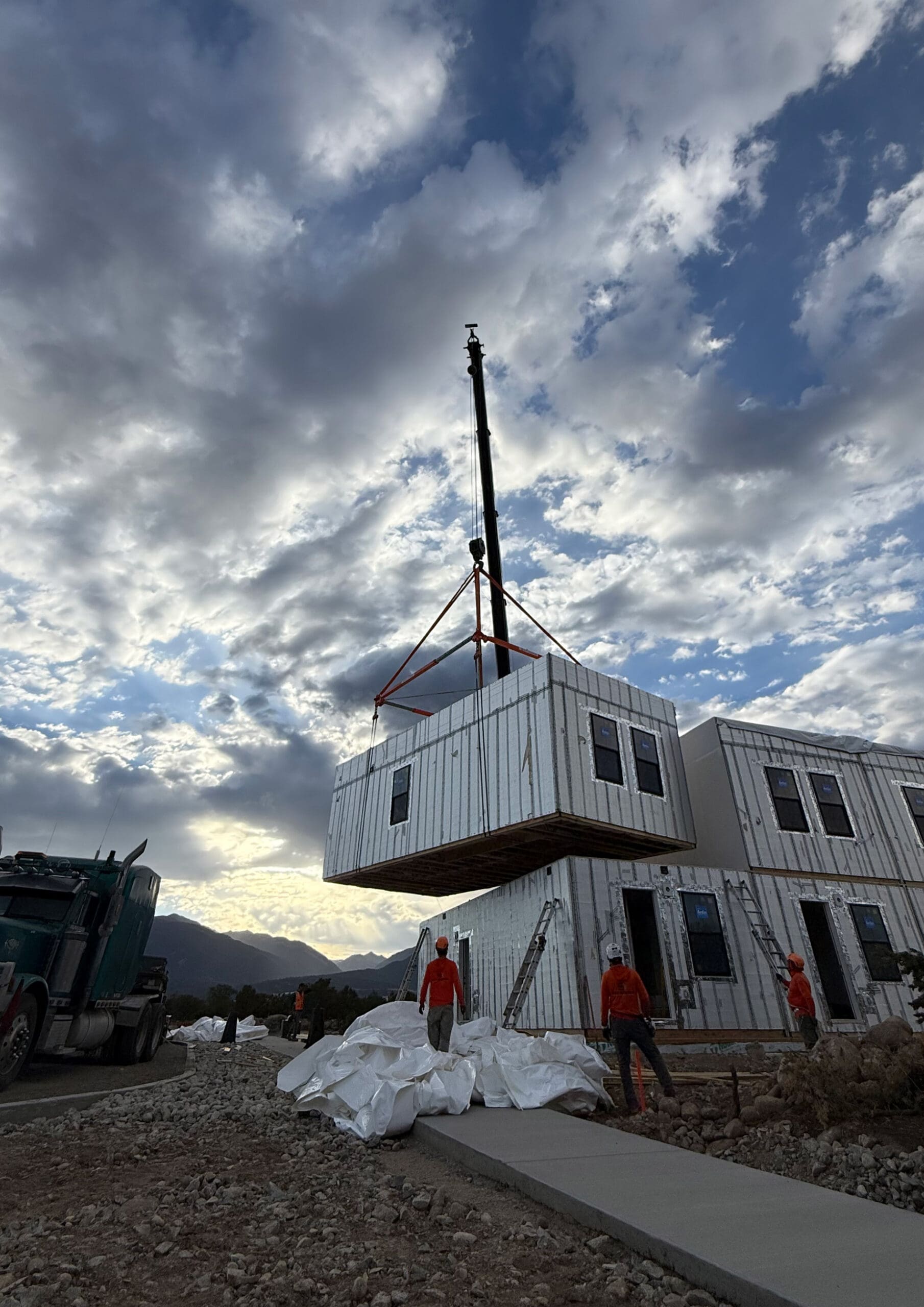 modular hybrid home - modular home contractors Colorado mountains - S&T Construction Buena Vista Colorado
