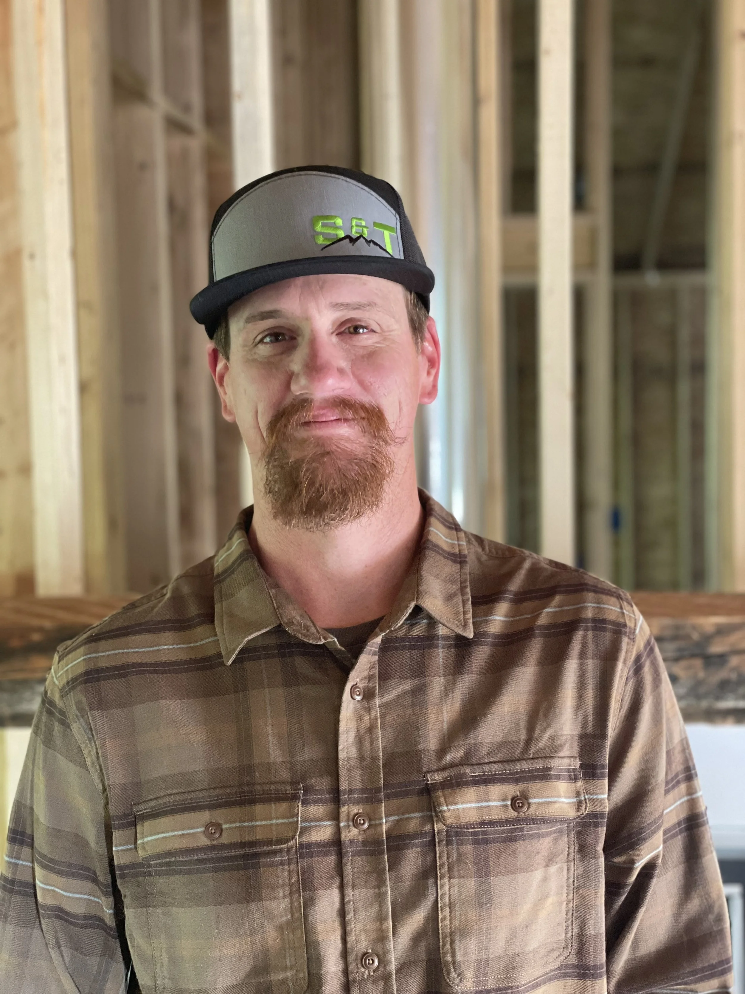 Trey Shelton  Headshot - Owner Operator - Mountain View Custom Home Builders S&T Construction Company Buena Vista Colorado